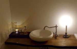 Inspiration – fra samtaleanlæg til lampe, og en egeplanke som toiletbord